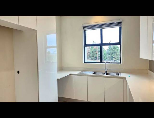 2 BEDROOM APARTMENT FOR SALE IN MORNINGSIDE
